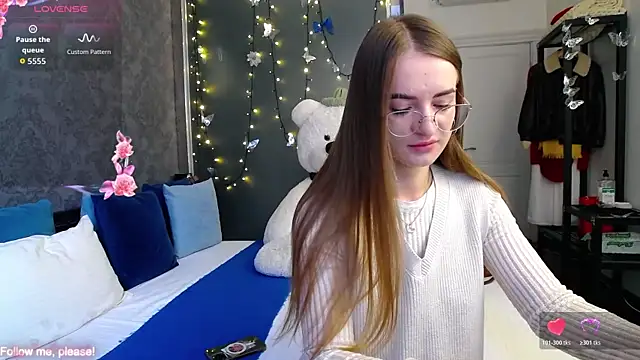 KateJonson online show from 11-13-25, 08:02