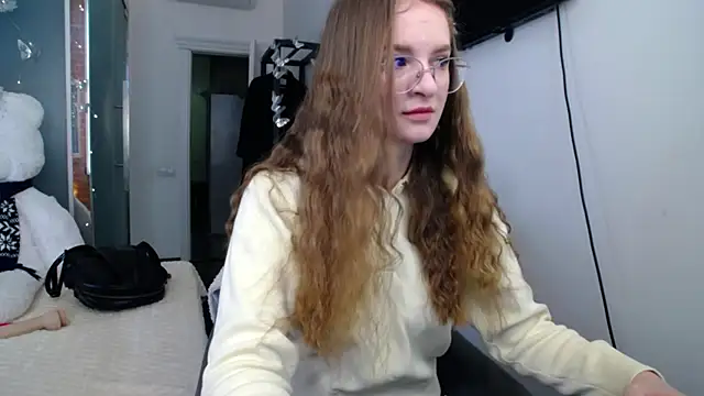 KateJonson online show from 04-24-26, 06:38