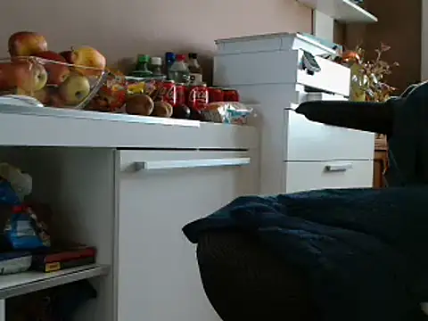 Snapshot of suedel65 chatting on 03-17-25, 01:18 suedel65 online show from 03-17-25, 01:18