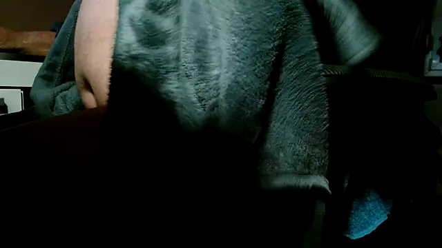 suedel65 online show from 11-18-25, 04:06