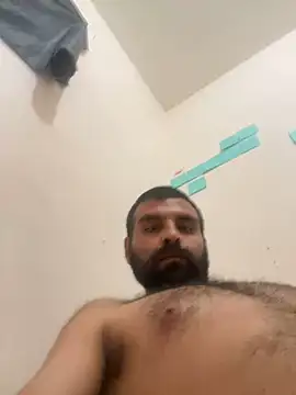 Snapshot of imyogi23 chatting on 03-01-25, 10:45 imyogi23 online show from 03-01-25, 10:45