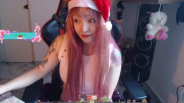 pink-2022 online show from 12-22-24, 01:33