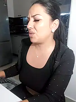 Snapshot of hot-babygirl chatting on 10-23-25, 07:23 hot-babygirl online show from 10-23-25, 07:23