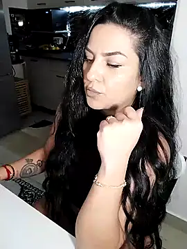 Snapshot of hot-babygirl chatting on 12-16-25, 08:25 hot-babygirl online show from 12-16-25, 08:25