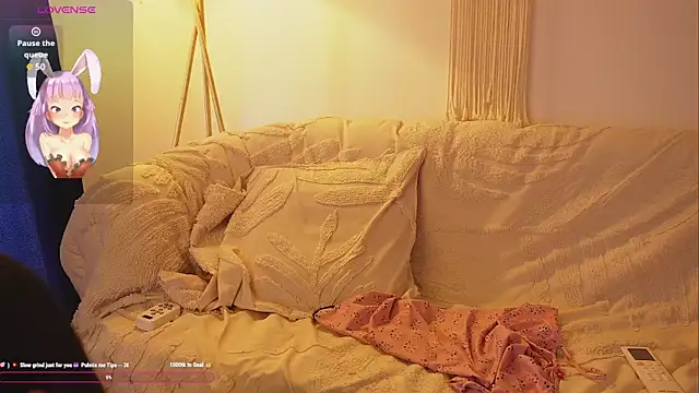 Snapshot of bunnycuteshy chatting on 10-23-25, 02:49 bunnycuteshy online show from 10-23-25, 02:49