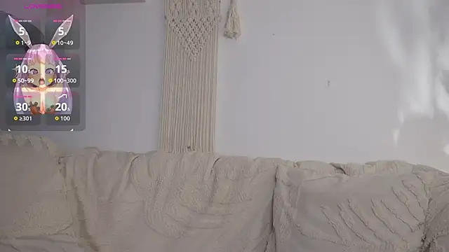 Snapshot of bunnycuteshy chatting on 01-08-26, 01:02 bunnycuteshy online show from 01-08-26, 01:02