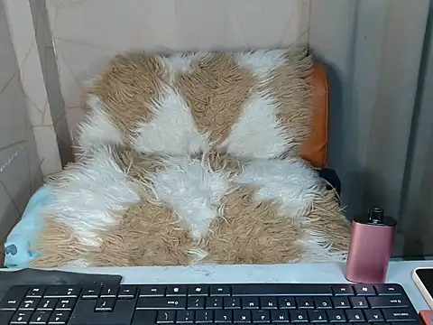 Sweet kitty60xx online show from 01-10-26, 04:03