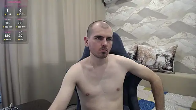 Snapshot of SerzhKorol1 chatting on 06-12-26, 09:52 SerzhKorol1 online show from 06-12-26, 09:52
