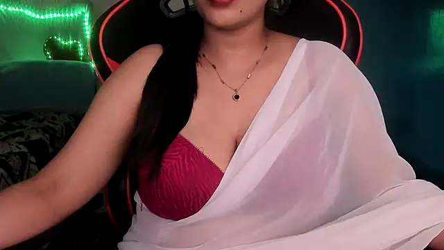 Snapshot of South_indian_tickly chatting on 06-09-26, 05:57 South indian tickly online show from 06-09-26, 05:57