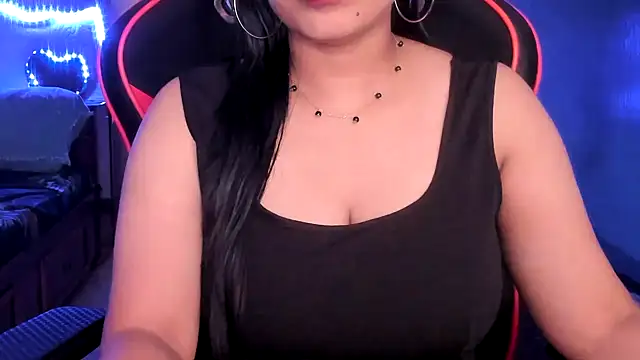 Snapshot of South_indian_tickly chatting on 07-10-26, 01:36 South indian tickly online show from 07-10-26, 01:36