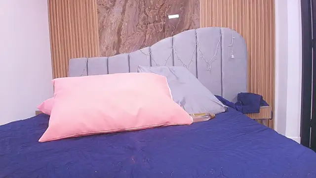 Snapshot of arletmss chatting on 01-10-26, 03:08 arletmss online show from 01-10-26, 03:08