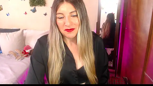 Jolie-Mature online show from 04-14-26, 07:31