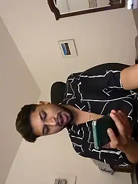  IRRESISTIBLE  online show from 03-20-25, 12:00