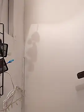  IRRESISTIBLE  online show from 03-20-25, 08:08