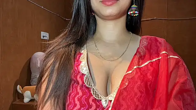 Snapshot of riya_stream chatting on 10-18-25, 04:30 riya stream online show from 10-18-25, 04:30