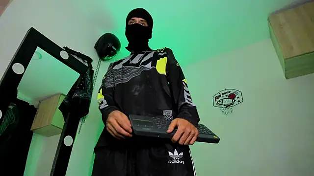 Samuel Suarez online show from 01-15-26, 02:16