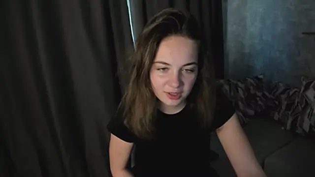 Snapshot of KristinaLoison chatting on 05-19-26, 03:40 KristinaLoison online show from 05-19-26, 03:40