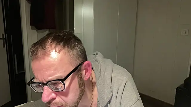 FABIOGLASSES online show from 12-21-24, 11:34