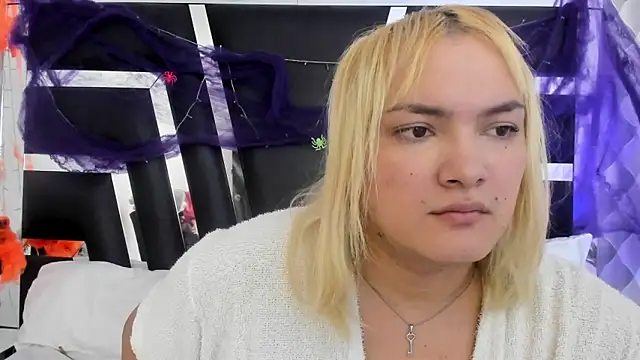 Snapshot of katya_kozlov chatting on 11-05-25, 03:17 katya kozlov online show from 11-05-25, 03:17