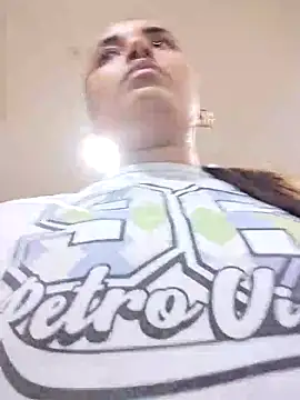 aisha es online show from 03-12-25, 09:56