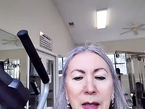 Snapshot of EvaRobinson chatting on 01-20-25, 07:04 EvaRobinson online show from 01-20-25, 07:04