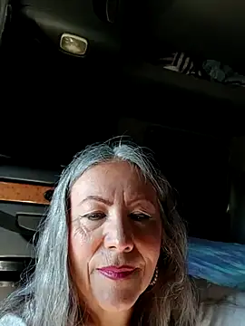 Snapshot of EvaRobinson chatting on 03-20-25, 02:32 EvaRobinson online show from 03-20-25, 02:32