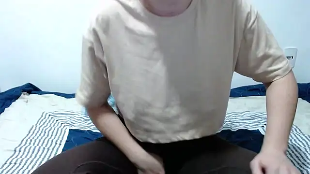 Laiara22 online show from 05-28-26, 02:09