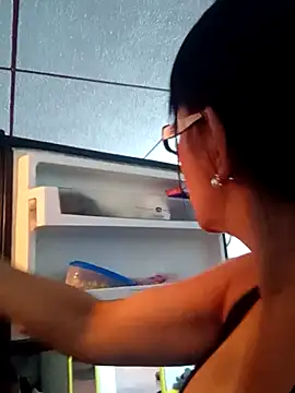 kelly dirty  online show from 02-27-26, 01:16