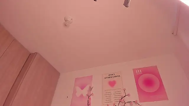 Snapshot of alexa_6908 chatting on 10-25-25, 09:09 alexa 6908 online show from 10-25-25, 09:09