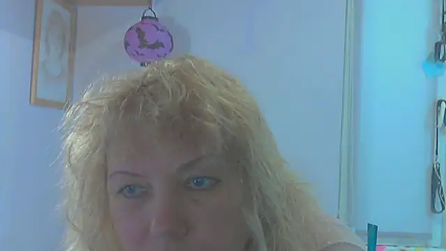 Lusi-777 online show from 05-10-26, 02:33