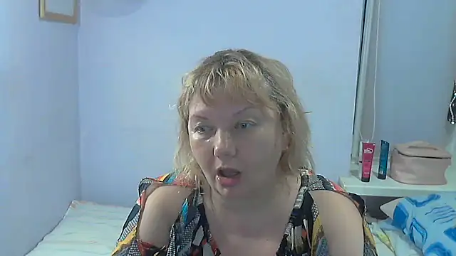 Snapshot of Lusi-777 chatting on 07-06-26, 04:09 Lusi-777 online show from 07-06-26, 04:09
