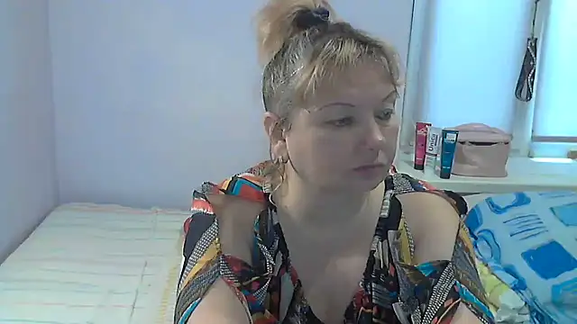 Snapshot of Lusi-777 chatting on 07-24-26, 10:35 Lusi-777 online show from 07-24-26, 10:35