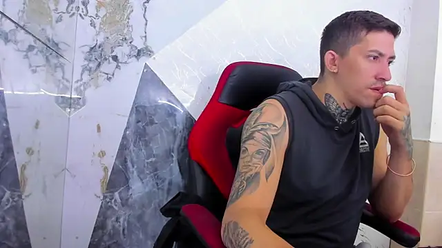 Snapshot of yeckodream chatting on 12-05-25, 05:16 yeckodream online show from 12-05-25, 05:16