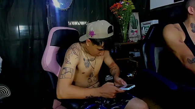 Snapshot of yeckodream chatting on 06-18-26, 09:14 yeckodream online show from 06-18-26, 09:14