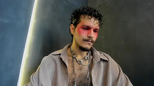 die mond online show from 12-15-25, 03:38