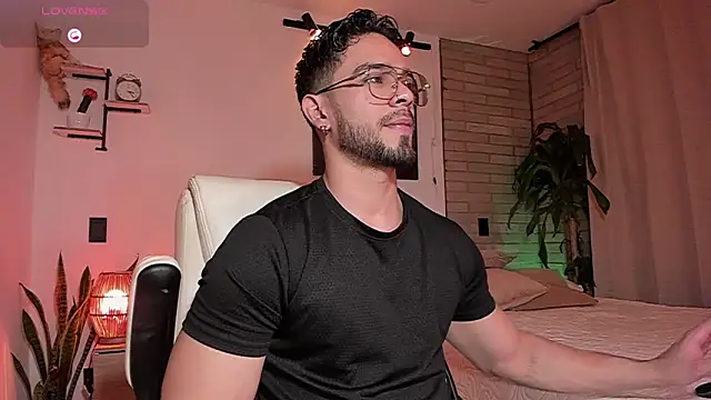 Josseph1  online show from 03-24-26, 03:11