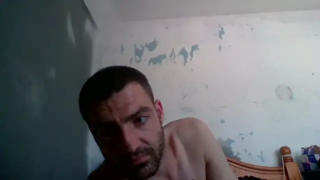ThatGuyNextDoor1992 online show from 09-28-25, 07:14
