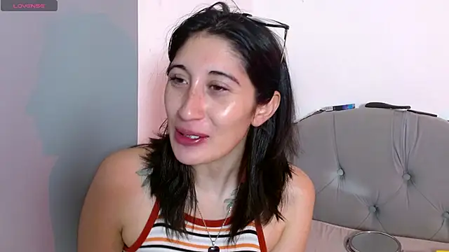 Red-moon1 online show from 10-23-25, 04:12