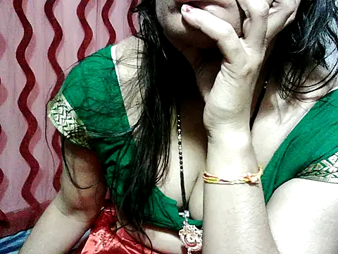 Snapshot of RukminiNew chatting on 02-02-25, 08:30 RukminiNew online show from 02-02-25, 08:30