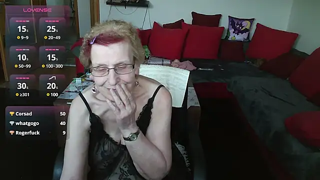 Snapshot of HeisseomaOriginal chatting on 02-12-25, 11:40 HeisseomaOriginal online show from 02-12-25, 11:40