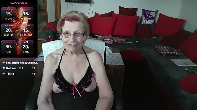 Snapshot of HeisseomaOriginal chatting on 02-23-25, 11:22 HeisseomaOriginal online show from 02-23-25, 11:22