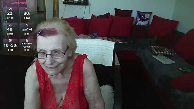 Snapshot of HeisseomaOriginal chatting on 03-05-25, 12:11 HeisseomaOriginal online show from 03-05-25, 12:11