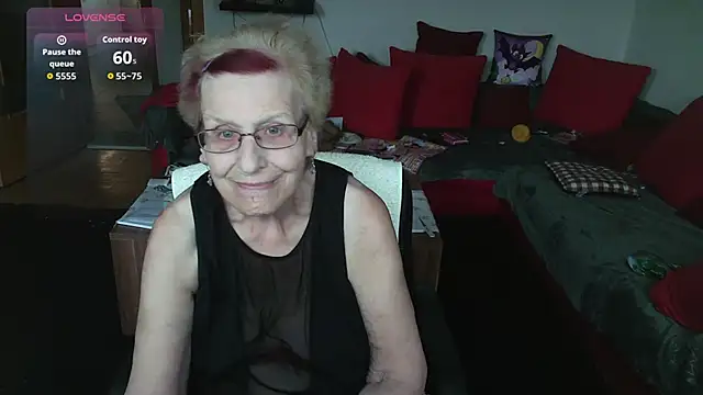 Snapshot of HeisseomaOriginal chatting on 10-16-25, 07:09 HeisseomaOriginal online show from 10-16-25, 07:09