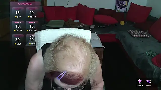 Snapshot of HeisseomaOriginal chatting on 11-06-25, 08:26 HeisseomaOriginal online show from 11-06-25, 08:26