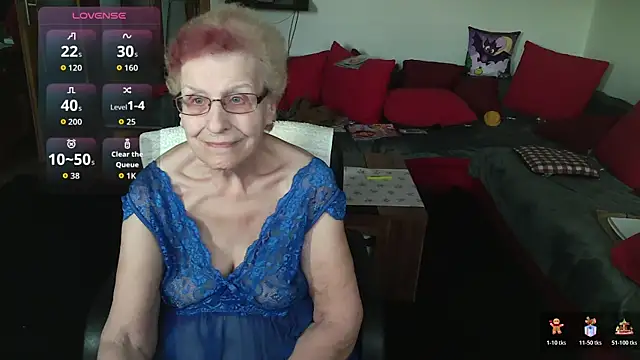 Snapshot of HeisseomaOriginal chatting on 12-16-25, 08:19 HeisseomaOriginal online show from 12-16-25, 08:19