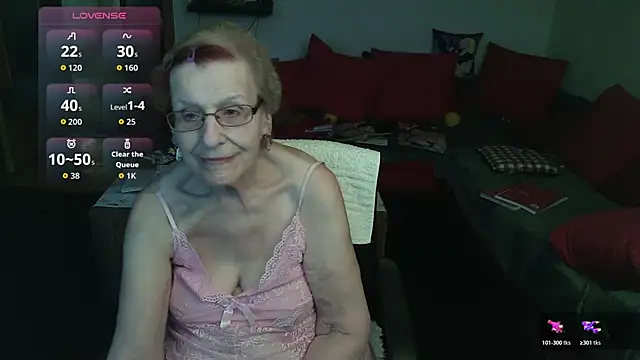 Snapshot of HeisseomaOriginal chatting on 01-12-26, 08:19 HeisseomaOriginal online show from 01-12-26, 08:19