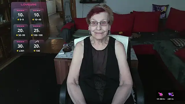 Snapshot of HeisseomaOriginal chatting on 02-18-26, 08:21 HeisseomaOriginal online show from 02-18-26, 08:21