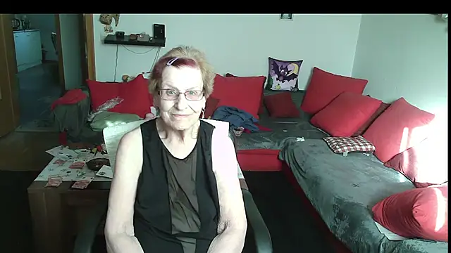 HeisseomaOriginal online show from 04-09-26, 07:14