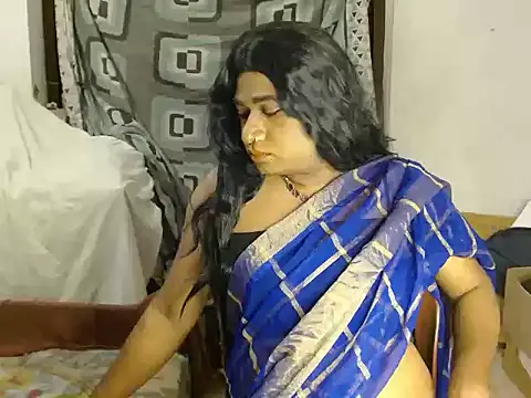 Snapshot of Akhilamolu_the_transsissy chatting on 07-09-26, 06:45 Akhilamolu the transsissy online show from 07-09-26, 06:45