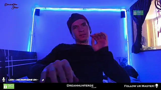 Snapshot of Headhunterdz chatting on 03-08-25, 08:03 Headhunterdz online show from 03-08-25, 08:03